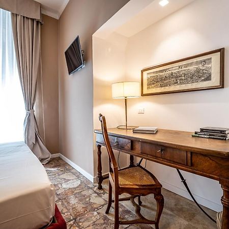 Luxury Bed And Breakfast Cerretani Palace Florence Exterior photo