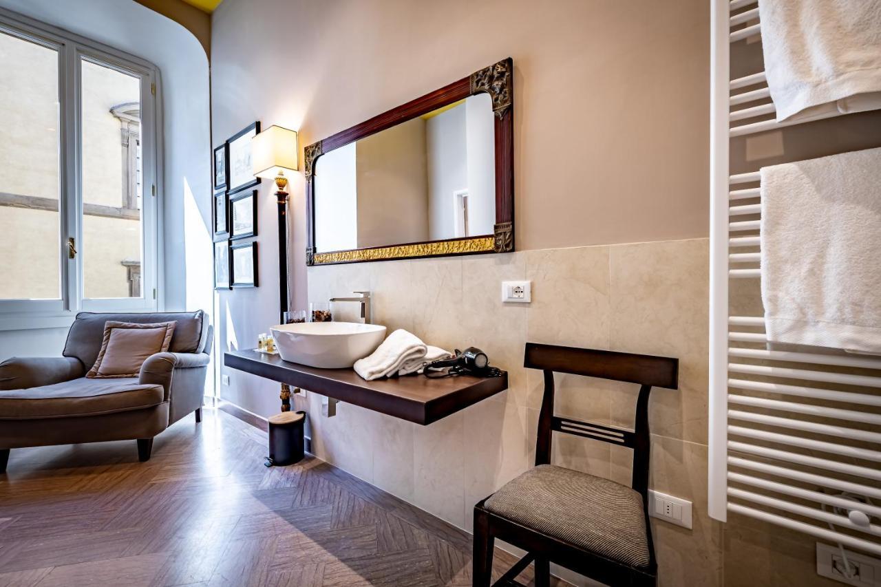 Luxury Bed And Breakfast Cerretani Palace Florence Exterior photo